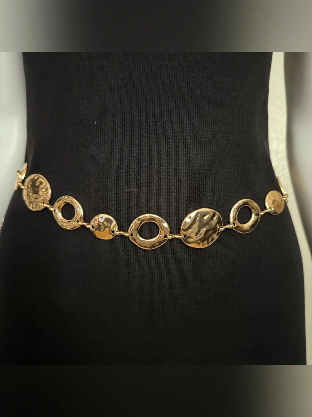 Gold tone disc chain belt